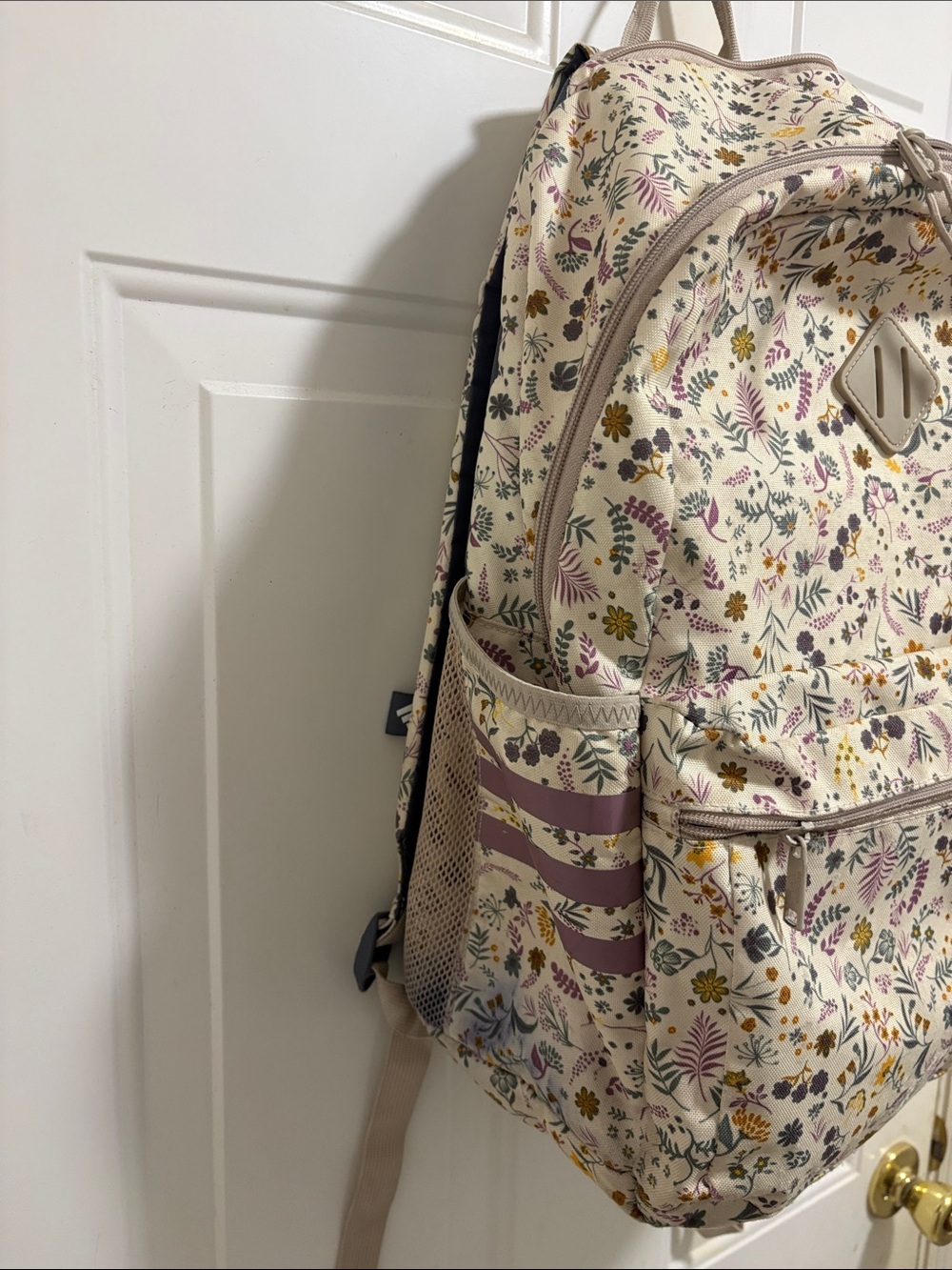 Adidas Classic 3S Stripe Woodland Floral Backpack 5.0 Laptop Sleeve - Picture 3 of 16